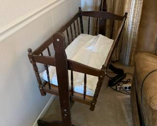 #33	wood cradle swing 19x38x36	 $40.00