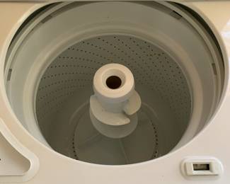 #69	Whirlpool washer dryer 	 $200.00