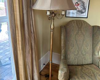 Wonderful heavy brass 3 light corner light.