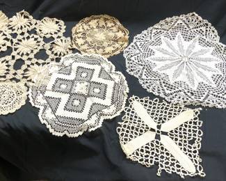 Lot 7 Vntg Assorted Doily Tablecloths
