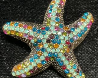 Gold Tone Crystal Starfish Brooch
