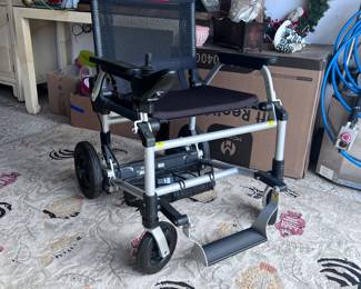 Lightweight electrical chair