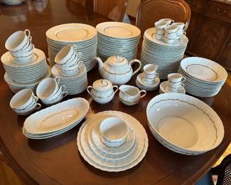 Bernardaud Limoges China - Musset Pattern