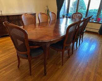 Dining Table w/ 2 Leaves & 8 French Caned Back Chairs