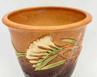 1945 Roseville Pottery Freesia Flower Pot Rust/Brown
