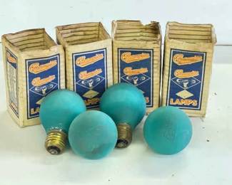 (4) Champion Lamps Green Holiday Lightbulbs
