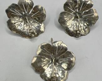 Sterling Silver Hibiscus Jewelry Set — Pendant & Earrings
