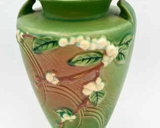1946 Roseville Pottery Snowberry Vase Green
