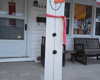 Outdoor holiday decor