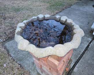 Concrete birdbath (no stand)