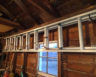 Extension ladder - 1 of 2