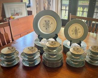 Lenox "Kingsley" X-445 china set, 45+ pieces
