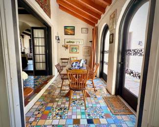 BREAKFAST ROOM