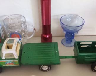 Nylint truck with trailer. 