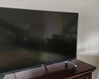 44" LG HDTV