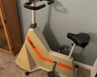 $60. Vintage Life Fitness Life Cycle.