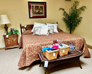 THOMASVILLE KING BED WITH TEMPURPEDIC MATTRESS.