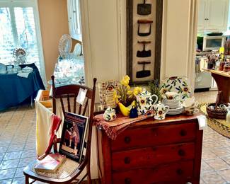 SWEET PRIMITIVE COUNTRY VIGNETTE.