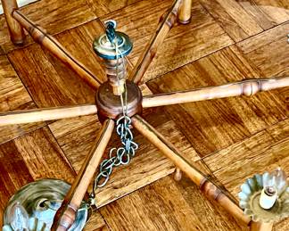 VINTAGE WESTERN WAGON WHEEL CHANDELIER.