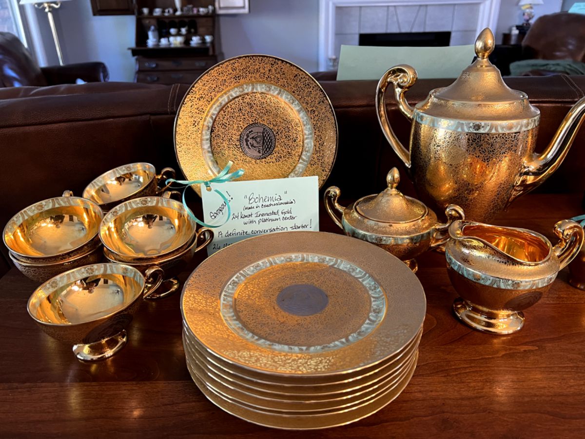 Gorgeous Bohemia pattern - 24k Encrusted Gold with Platinum Center - 26 pieces Tea set and dessert plates (made in Czechoslovakia)