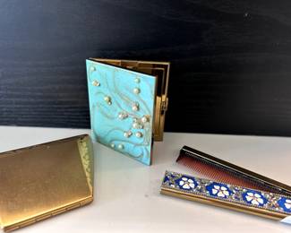Vintage Ladies compacts, mirror and comb.