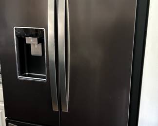 Whirlpool Refrigerator 24 cubic ft.