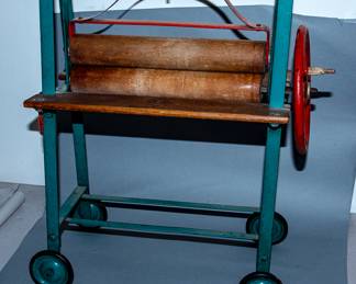 CHILDREN'S WASHING MANGLE