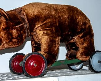 TEDDY BEAR ON WHEELS