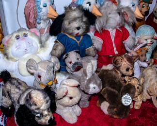 VINTAGE STUFFED ANIMAL