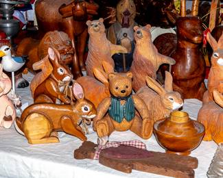 WOODEN ANIMALS