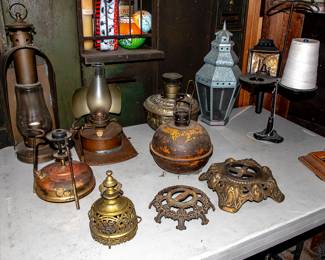 ANTIQUE LIGHTING