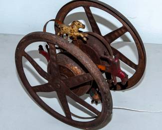ANTIQUE CAST IRON PULL TOY