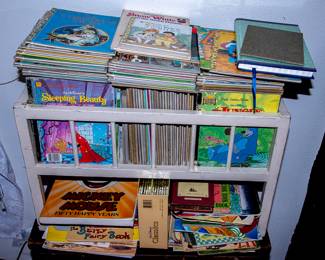 CHILDREN'S BOOKS - GOLDEN BOOKS