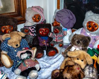 TONS OF TEDDY BEARS