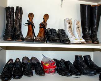 VINTAGE AND VICTORIAN SHOES