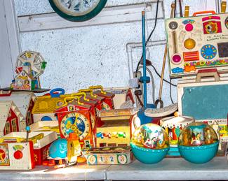 FISHER PRICE TOYS