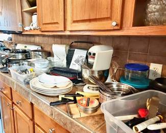 Kitchen Aid Mixer, Plus