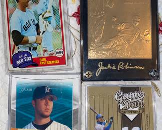 Assorted baseball cards