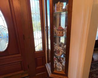 Curio cabinet 