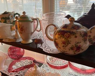 Royal Doulton teapot 