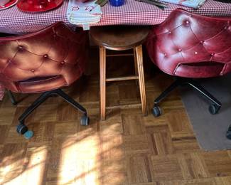 Backs of mid Century chairs set of 4