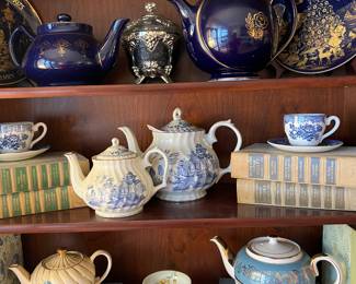 Readers digest books 
Sadler teapots 