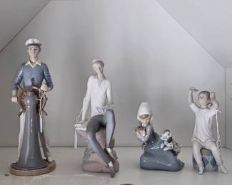 Lladro Figurines - the ships captain is cracked