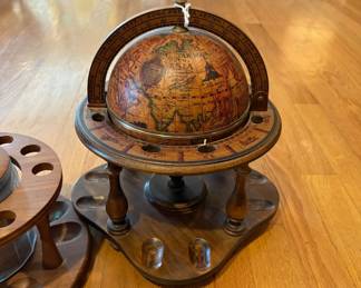 Vintage Olde World Globe Humidor