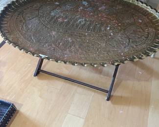 Metal tray table on folding base