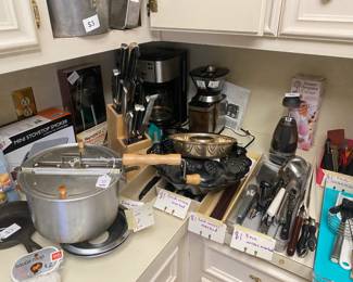 Whirlypop popcorn maker, kitchen knives, utensils