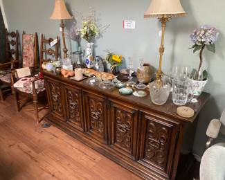 Drexel Credenza China cabinet
