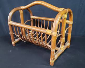 Lot # : 636 - Vintage bentwood magazine rack