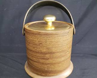 Lot # : 559 - Mid-century ice bucket