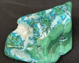 Lot # : 577v - Chrysocolla Malachite quartz specimen